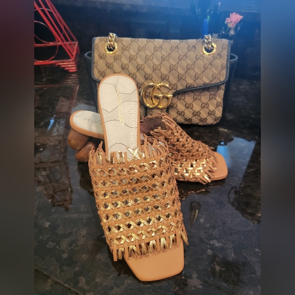 NORTHFLEET Clara Mule with Wooden Heel - Picture 8 of 12